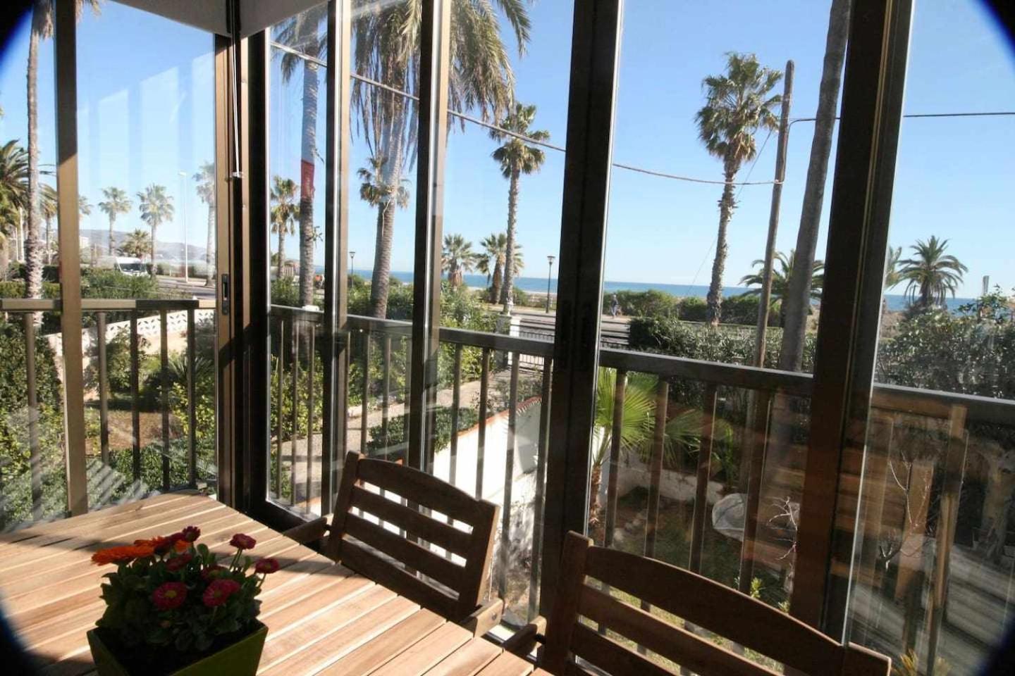 Minva Apartamento Junto Al Mar Эл Грао Экстерьер фото